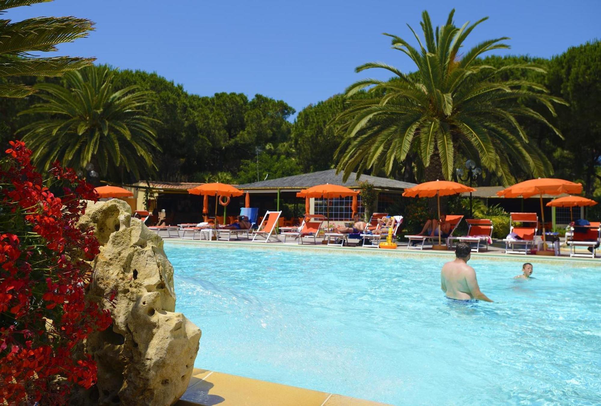 Hotel Oasis Alghero Luaran gambar