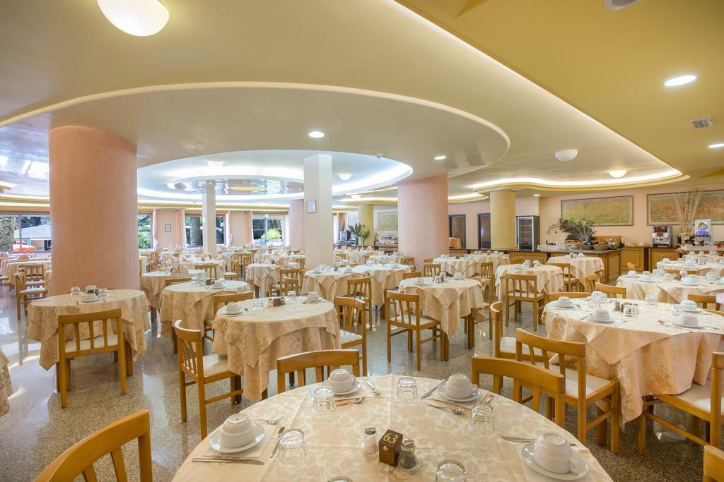 Hotel Oasis Alghero Luaran gambar